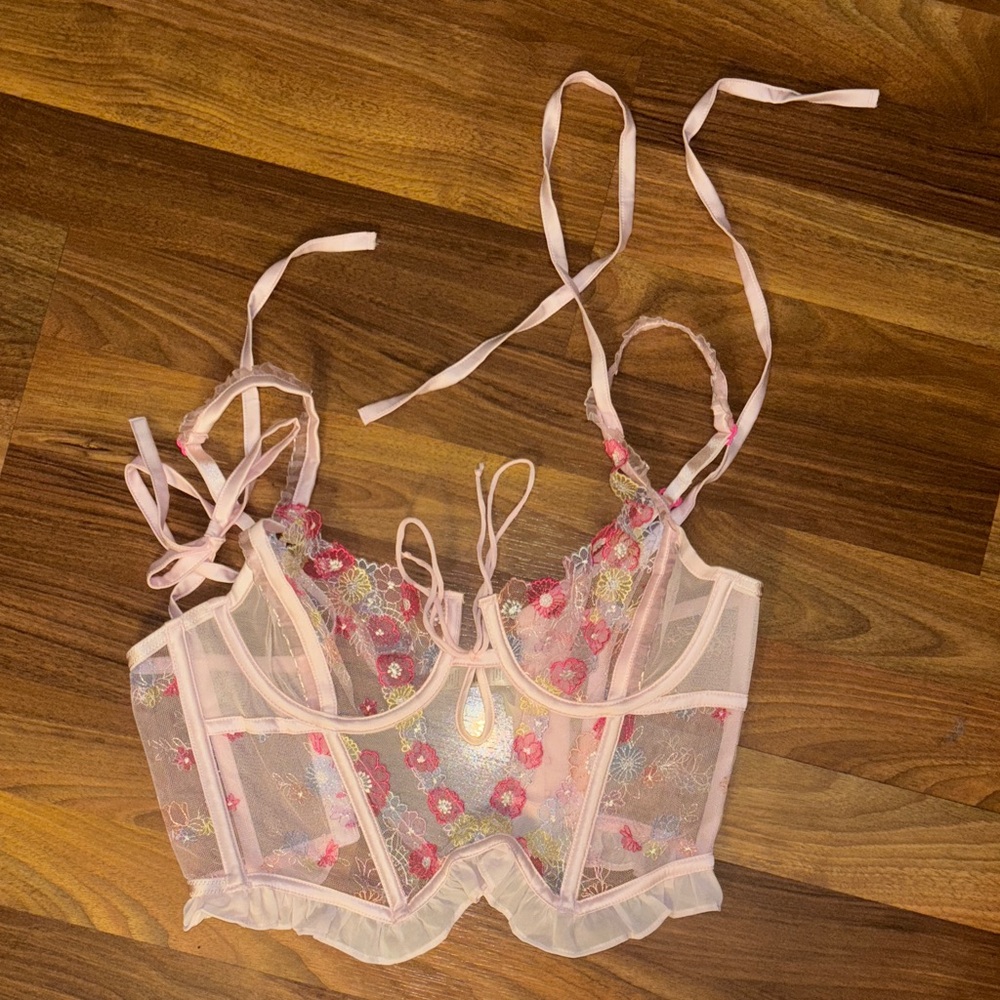 NWOT For Love And Lemons Pink Floral Lace Bra | Small